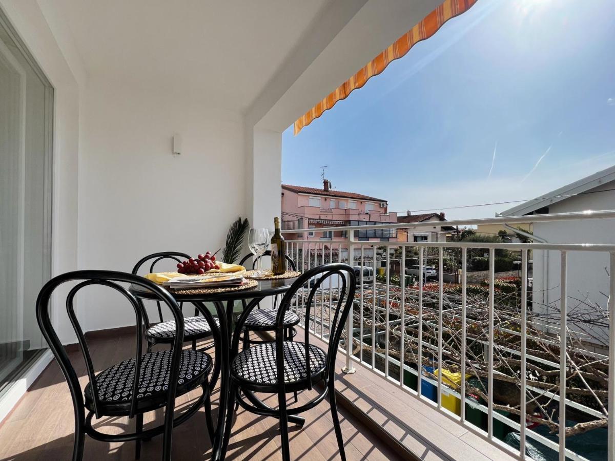 Apartments Teodora Maria Novigrad  Exterior photo