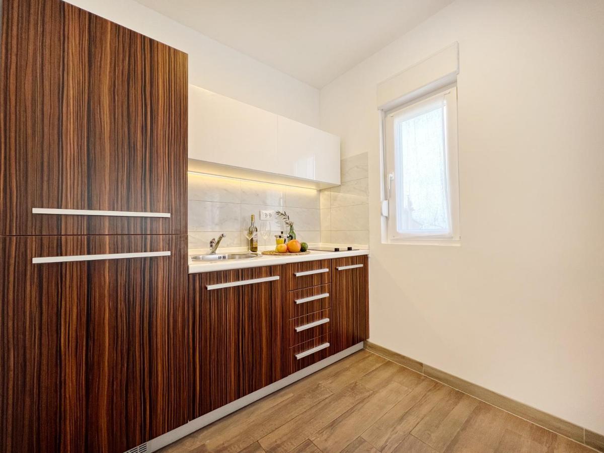 Apartments Teodora Maria Novigrad  Exterior photo
